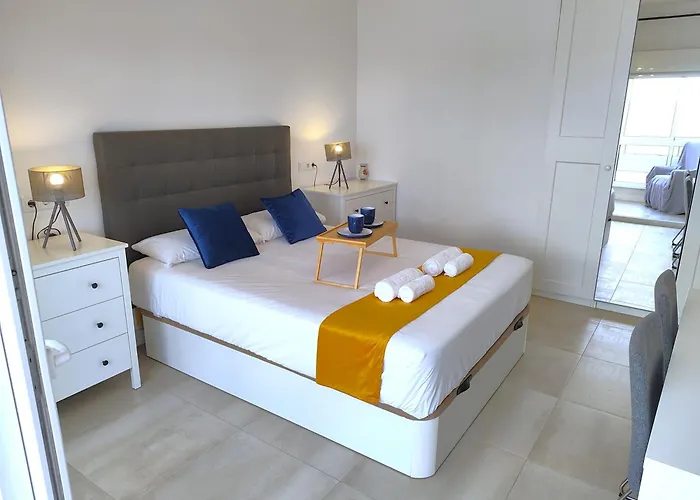 Evans Realty Ar Moderno & Centro & Playa &terraza 푸엔히롤라