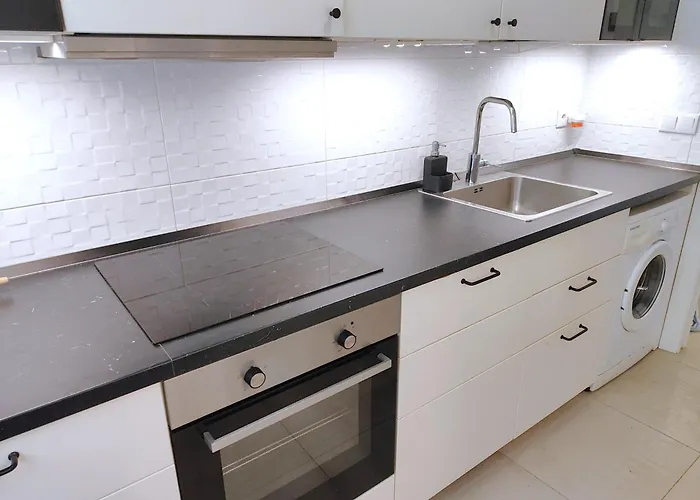 아파트 Evans Realty Ar Moderno & Centro & Playa &terraza 푸엔히롤라